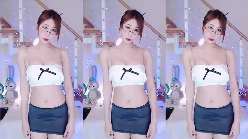 斗鱼主播小麻豆子动感光波抖胸热舞写真视频资源高清下载 斗鱼主播小麻豆子动感光波抖胸热舞写真视频资源高清下载